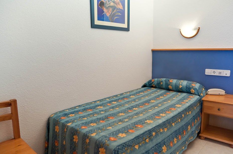 Aparthotel Vibra Bay San Antonio  Buitenkant foto